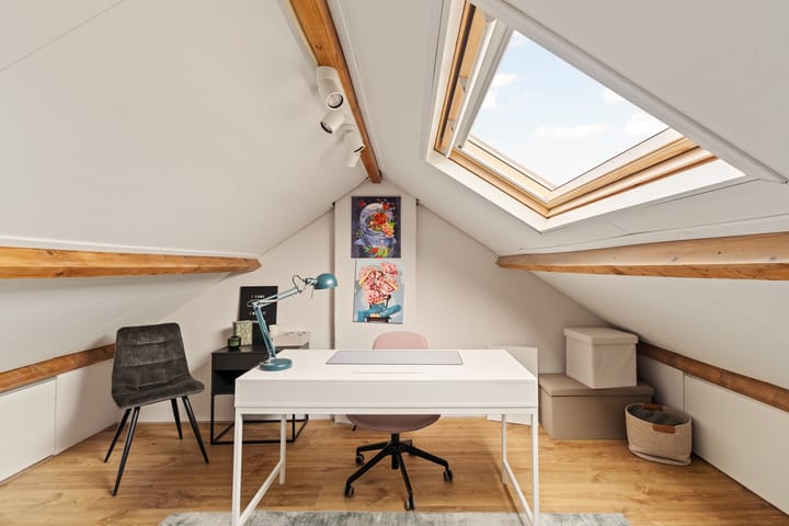 Photo 29 of Dr. Hadriaan van Neslaan 80