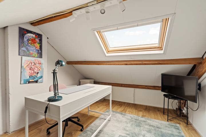 Photo 30 of Dr. Hadriaan van Neslaan 80