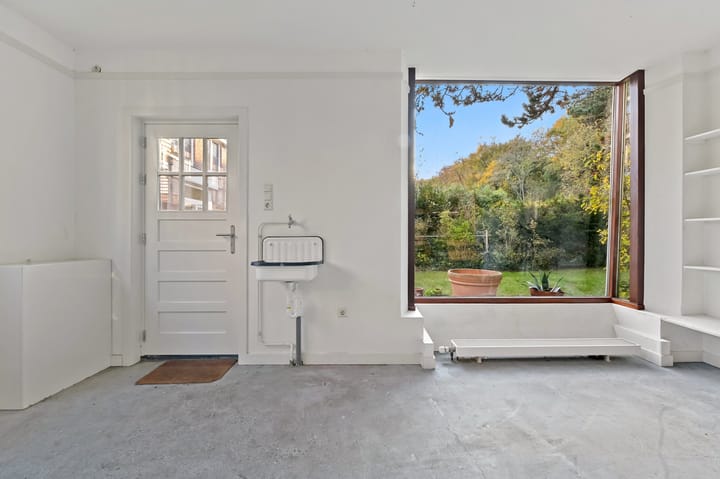 Photo 32 of Waalsdorperweg 26