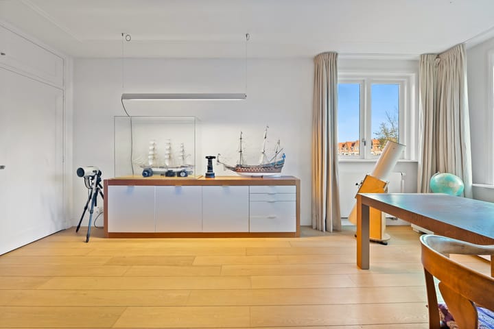 Photo 42 of Waalsdorperweg 26