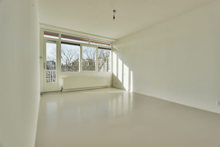 Foto 3 van Crack-State 80