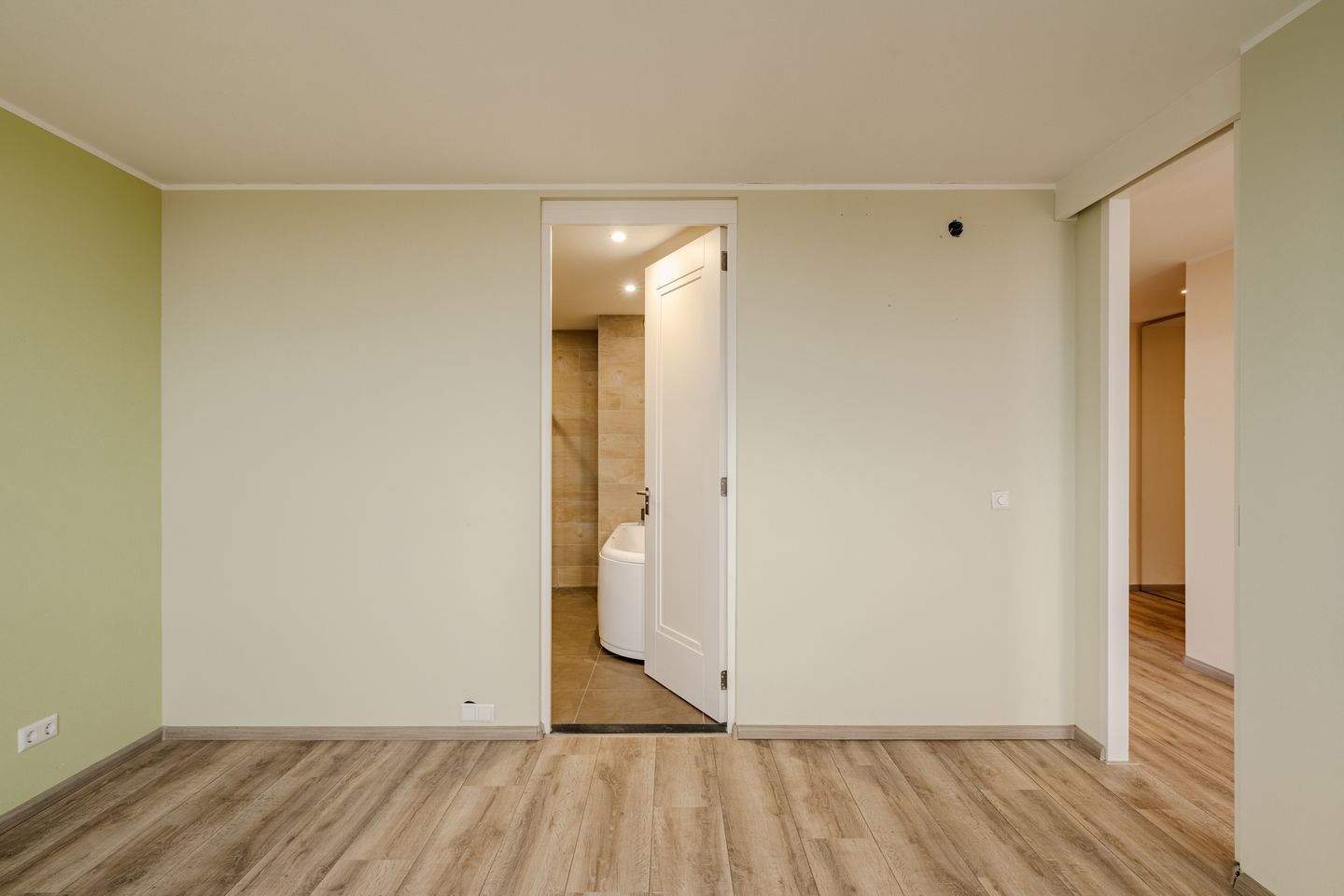 Photo 20 of Parallel Boulevard 278