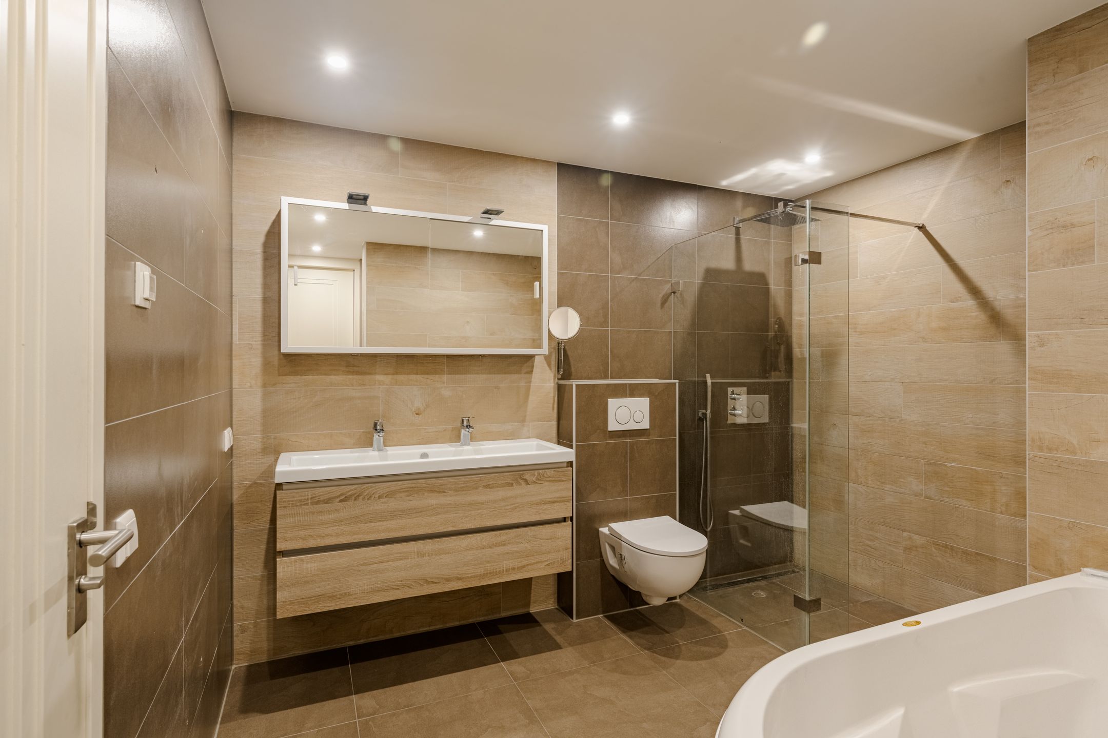 Photo 21 of Parallel Boulevard 278