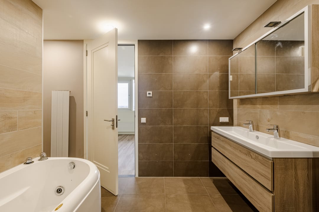 Photo 23 of Parallel Boulevard 278