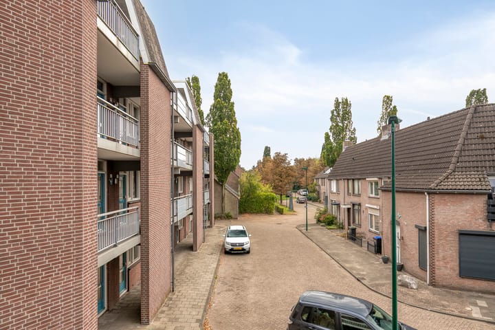 Photo 19 of Paukenlaan 45