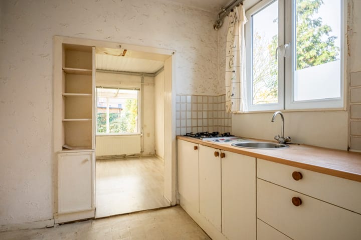 Photo 9 of Burgemeester Beckersstraat 16