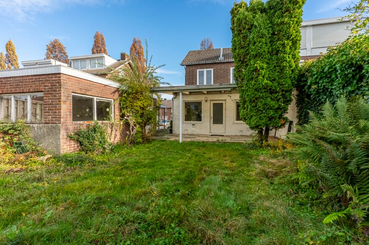 Photo 23 of Burgemeester Beckersstraat 16