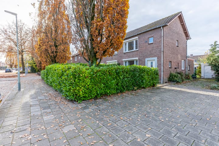 Photo 25 of Burgemeester Beckersstraat 16