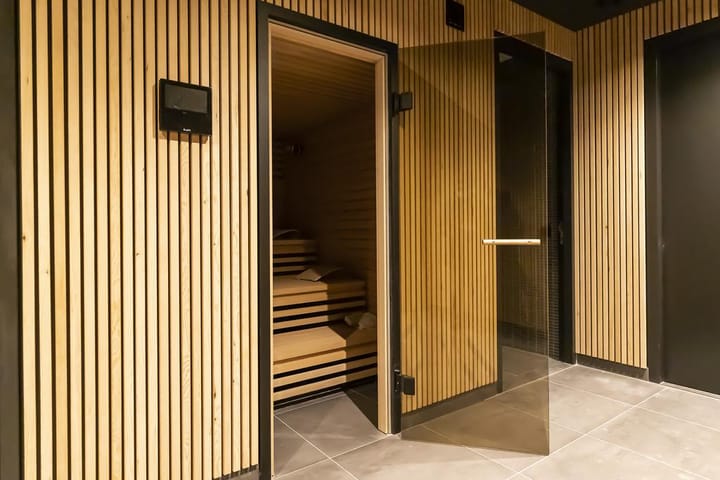 Photo 38 of Badhuiskade 75