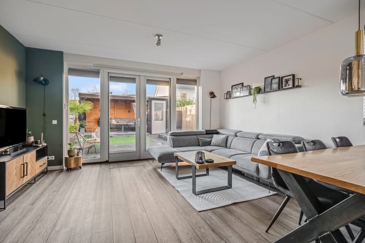 Photo 2 of Beuningsesteeg 17