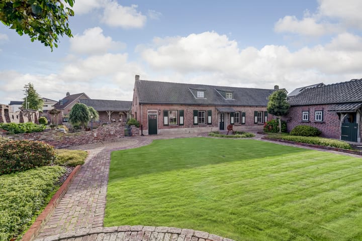 Photo 61 of Neerseweg 38