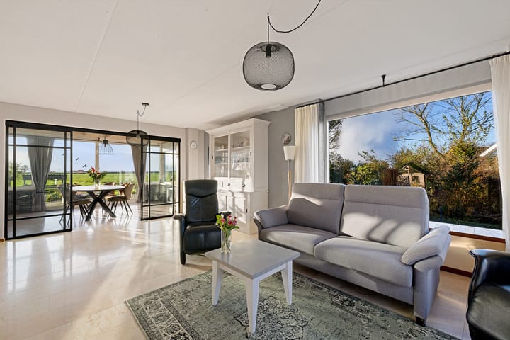 Photo 3 of De Omrin 40