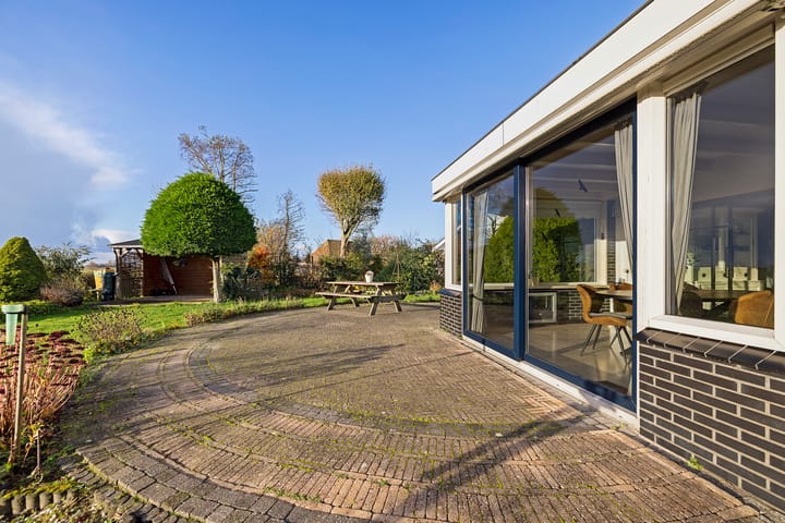 Photo 24 of De Omrin 40