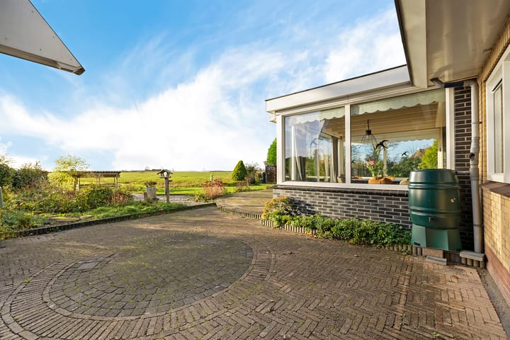 Photo 25 of De Omrin 40