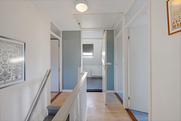 Photo 32 of De Omrin 40