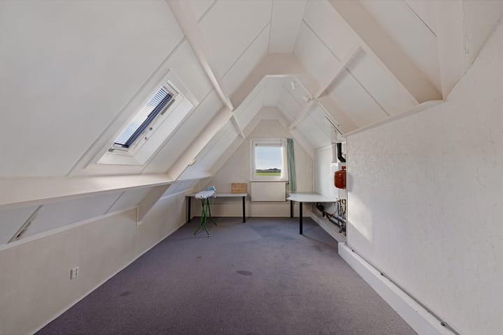 Photo 39 of De Omrin 40