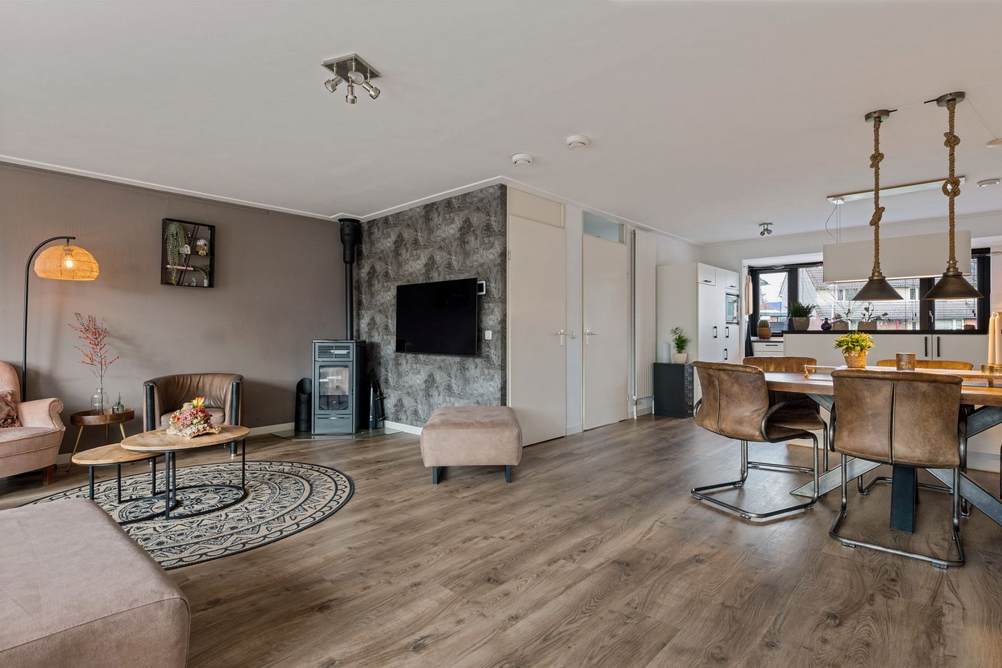 Foto 14 van Zwanebloem 3