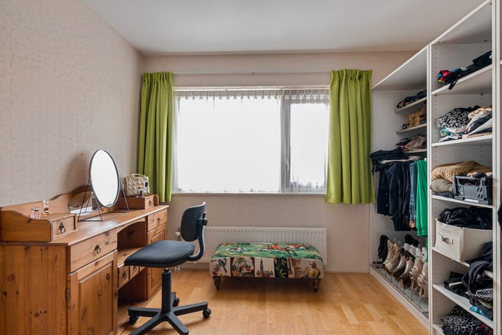 Photo 22 of Zwanebloem 3