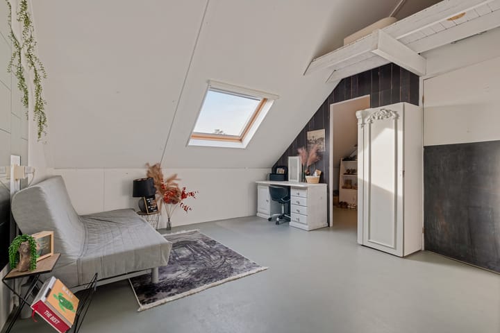 Photo 28 of Zwanebloem 3