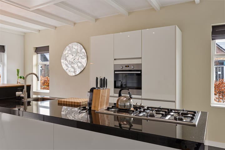 Photo 14 of Beukenlaan 12