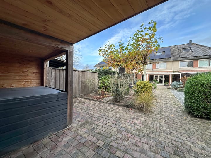 Photo 33 of Zwanebloem 3