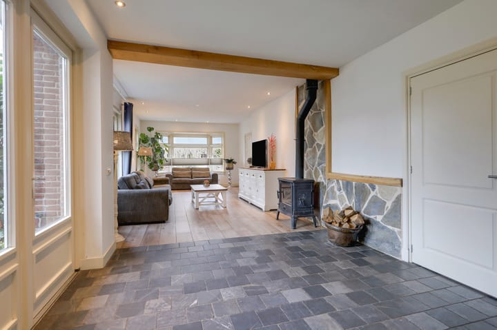 Photo 2 of Donker Curtiuslaan 18