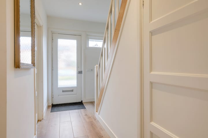 Photo 6 of Donker Curtiuslaan 18