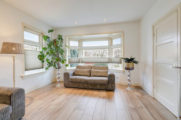 Photo 11 of Donker Curtiuslaan 18