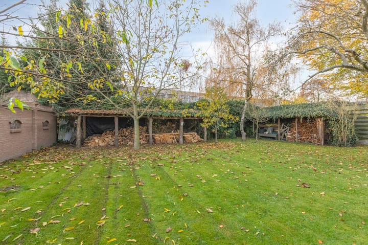 Photo 27 of Donker Curtiuslaan 18