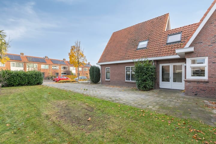 Photo 36 of Donker Curtiuslaan 18