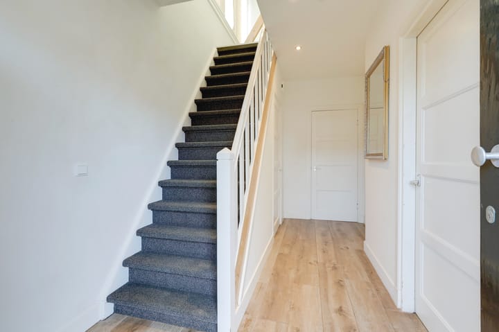 Photo 40 of Donker Curtiuslaan 18