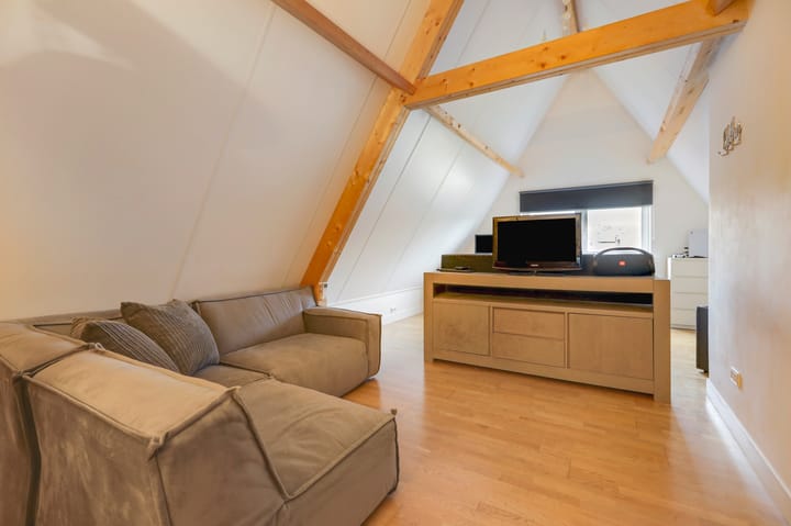 Photo 45 of Donker Curtiuslaan 18