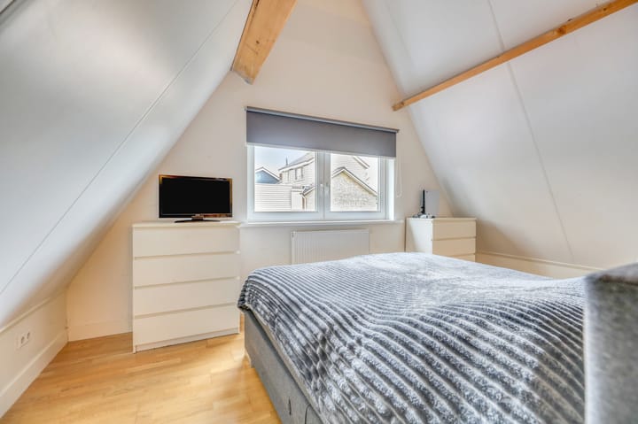 Photo 46 of Donker Curtiuslaan 18