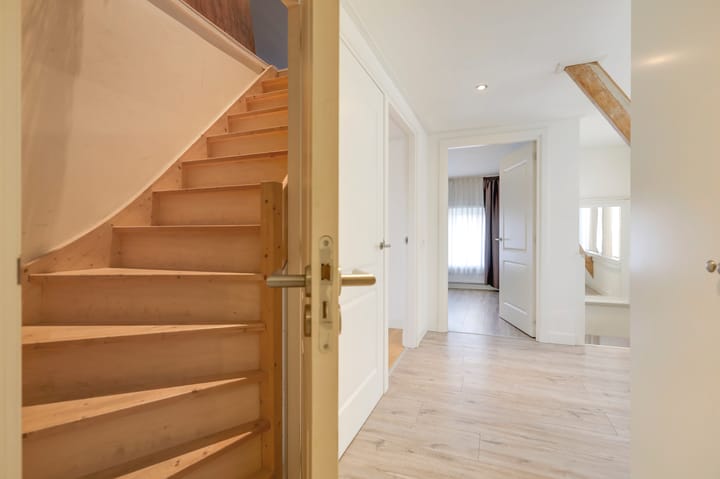 Photo 53 of Donker Curtiuslaan 18