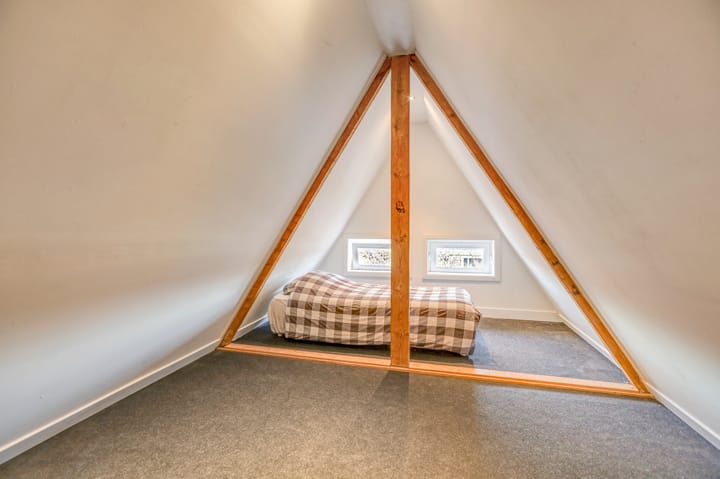 Photo 54 of Donker Curtiuslaan 18