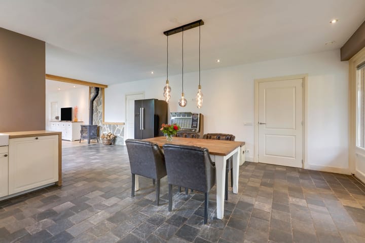 Photo 19 of Donker Curtiuslaan 18