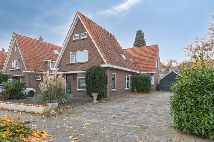 Photo 55 of Donker Curtiuslaan 18