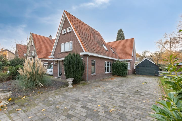 Photo 56 of Donker Curtiuslaan 18