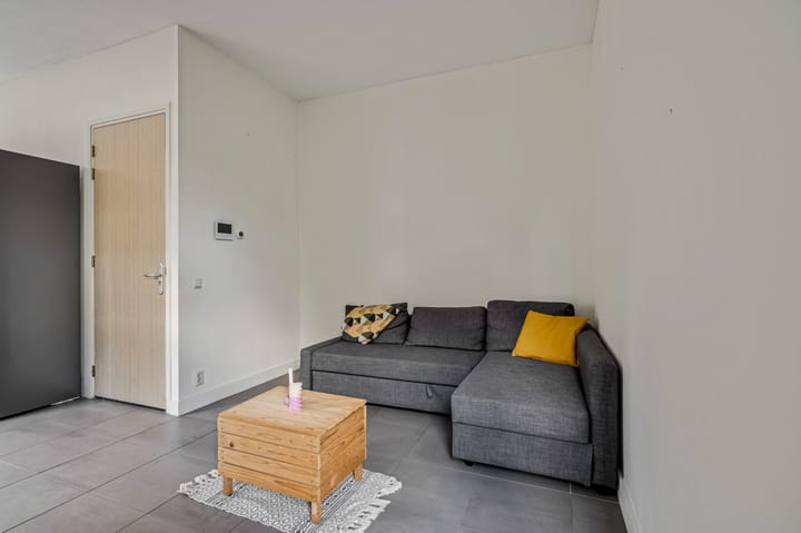 Photo 4 of Veenderweg 20-C