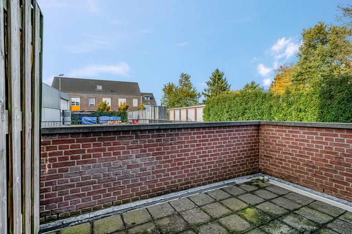 Photo 19 of Veenderweg 20-C