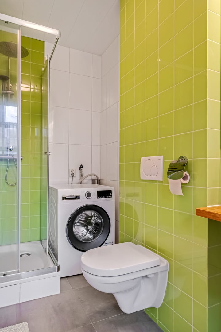 Photo 18 of Veenderweg 20-C