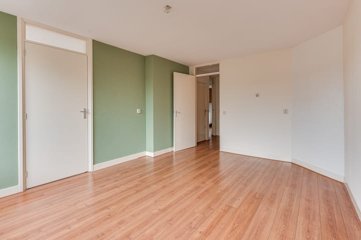 Photo 4 of Van Spilbergenstraat 70-3