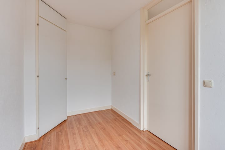 Photo 9 of Van Spilbergenstraat 70-3