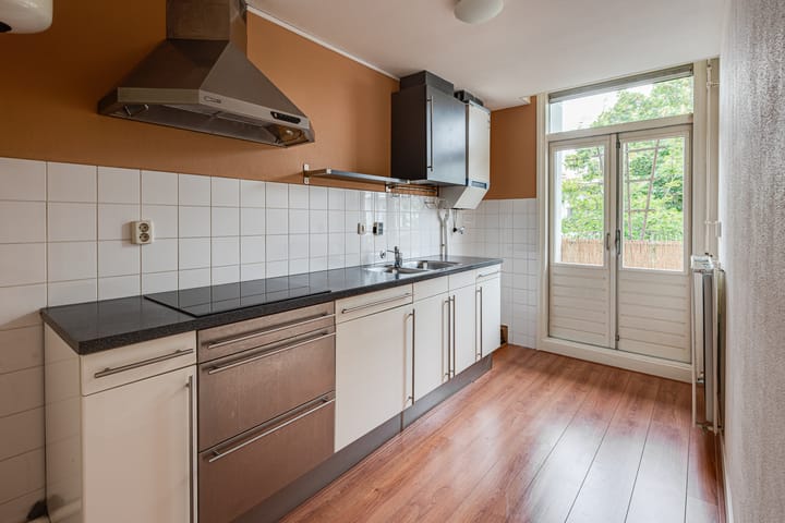 Photo 17 of Van Spilbergenstraat 70-3