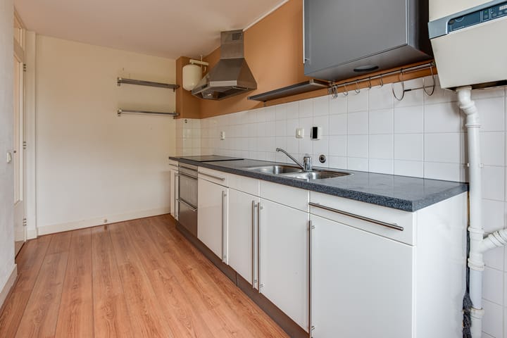 Photo 19 of Van Spilbergenstraat 70-3