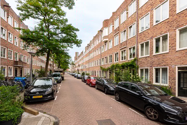Photo 24 of Van Spilbergenstraat 70-3