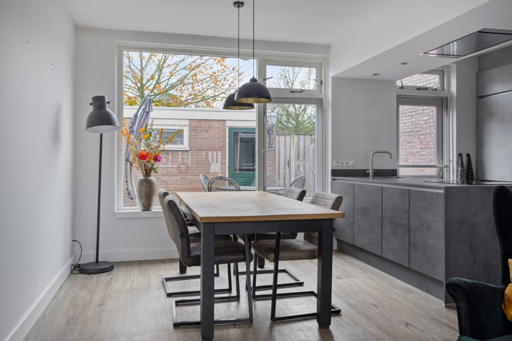 Photo 5 of Clematisstraat 74