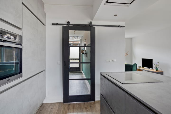 Photo 10 of Clematisstraat 74