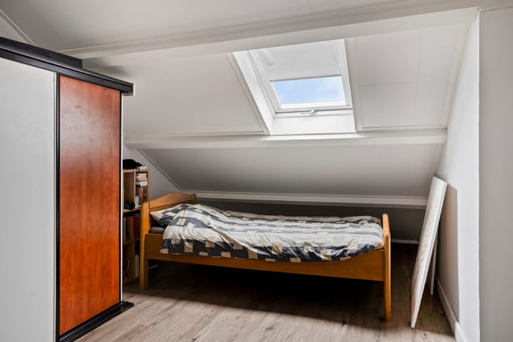 Photo 24 of Clematisstraat 74