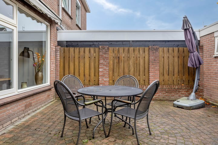 Photo 26 of Clematisstraat 74